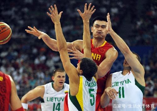 队报：里昂被迫签下森林门将特纳，并将其租借至美职联（《队报》称：里昂无奈引进森林门将特纳，随后将其外租至美职联）