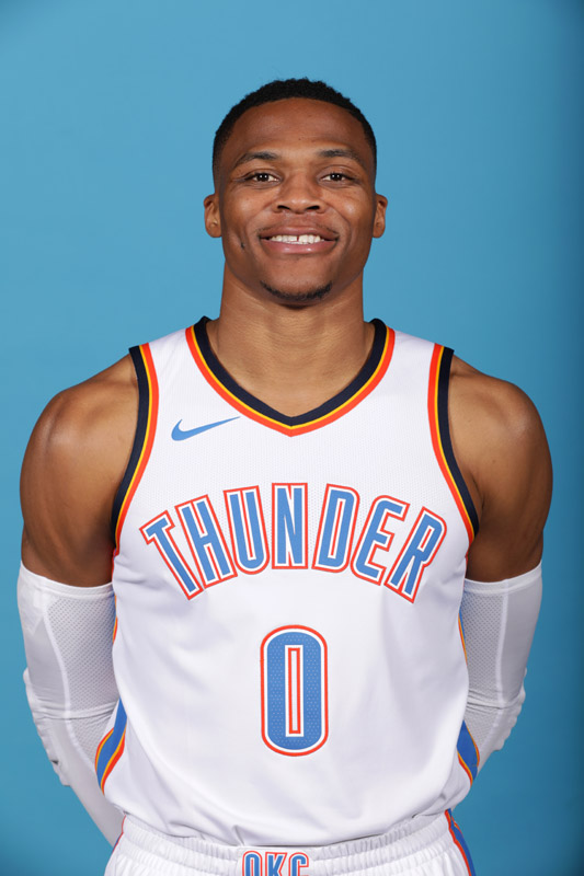 首尔外援后卫亚赞：能够限制住费利佩并不是我一个人的功劳（首尔外援后卫亚赞：限制费利佩是全队的功劳，并非我一人所为）