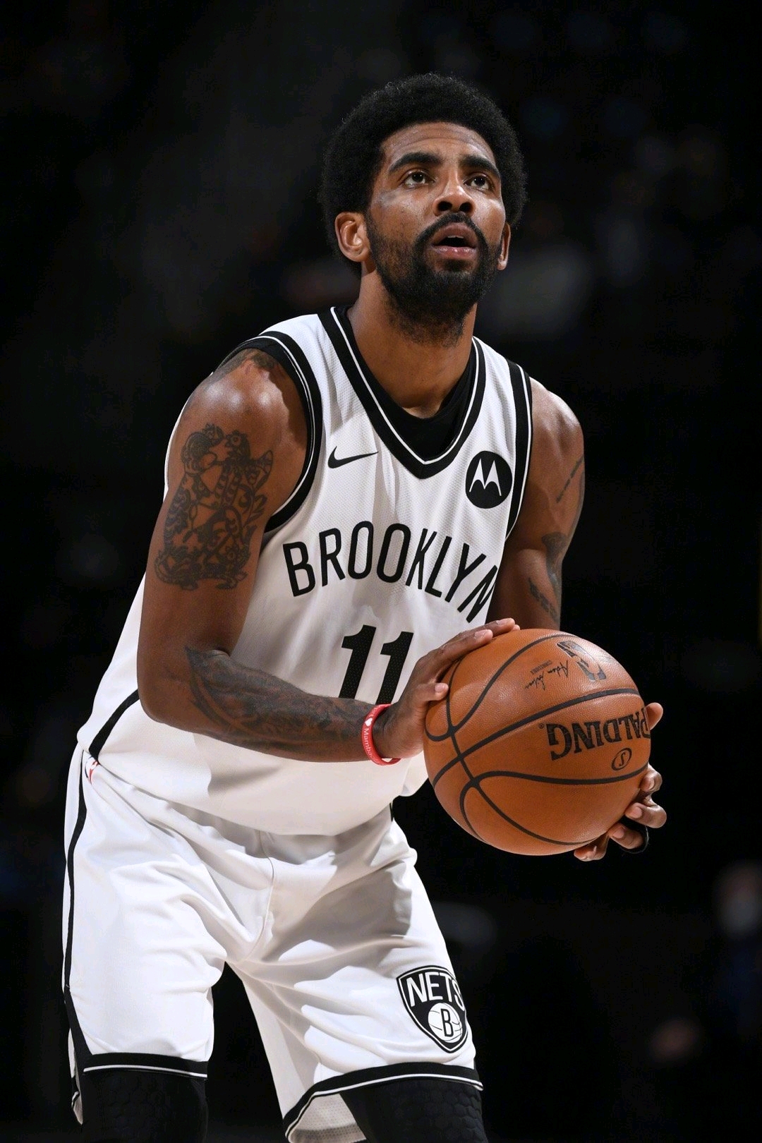 詹姆斯谈隔扣：确实是个起势的机会，但随后我们出现两次失误（詹姆斯评隔扣：本是提振士气的良机，随后我们却连续两次失误）