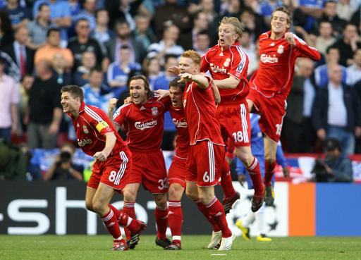 美媒：雄鹿认为字母哥将留在球队&继续围绕他建队（美媒称：雄鹿预计字母哥留队，球队将继续以他为核心打造阵容）