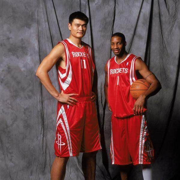 勇士104-96鹈鹕，巴特勒24+8+10，格林9中0，锡安25分（勇士104-96击退鹈鹕：巴特勒24+8+10，格林9投0中，锡安轰25分）