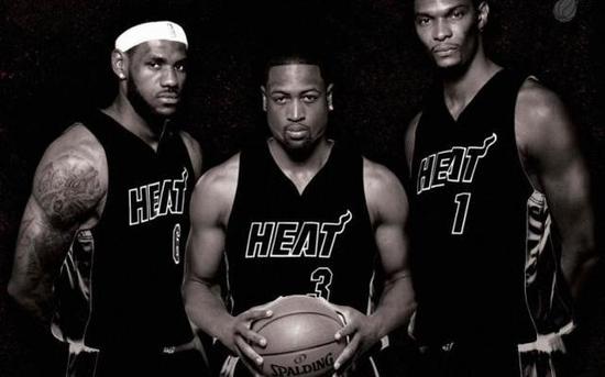 毫无竞争力，阿贾克斯本赛季欧冠5战全败仅进1球净负15球垫底（阿贾克斯欧冠表现低迷：5战皆负仅入1球，净负15球小组垫底）