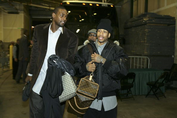 笑傲年终大战！火箭119-96湖人，杜兰特25+9，詹姆斯里程碑（年末焦点战：火箭119-96击退湖人，杜兰特25+9，詹姆斯再创里程碑）