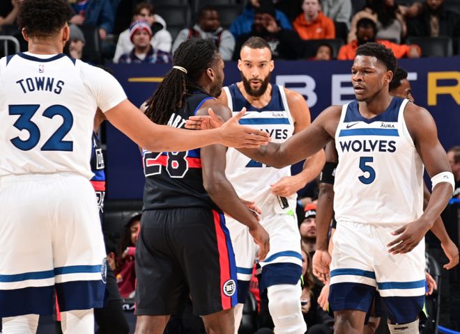 由于C罗被红牌禁赛，绝代双骄皆结束了自己本年度的...（C罗红牌停赛，绝代双骄本年度征程就此画上句号）