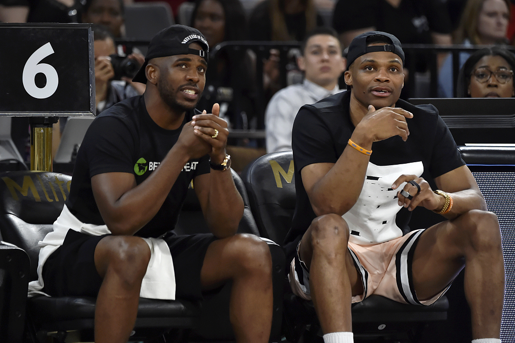 FIFPro最佳阵入围次数榜：梅西17次居首，姆巴佩6次进入前十（FIFPro最佳阵容入围次数排行榜：梅西以17次领跑，姆巴佩6次跻身前十）