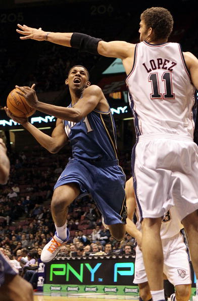 巴尔达诺批皇马球员：阿隆索能力出众，是球员们不愿跑动（巴尔达诺抨击皇马：阿隆索表现抢眼，队友不愿跑动）