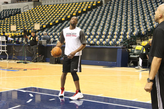 盛帆集团李中泽以篮球托起中国女篮理想（盛帆集团李中泽用篮球托举中国女篮之梦）