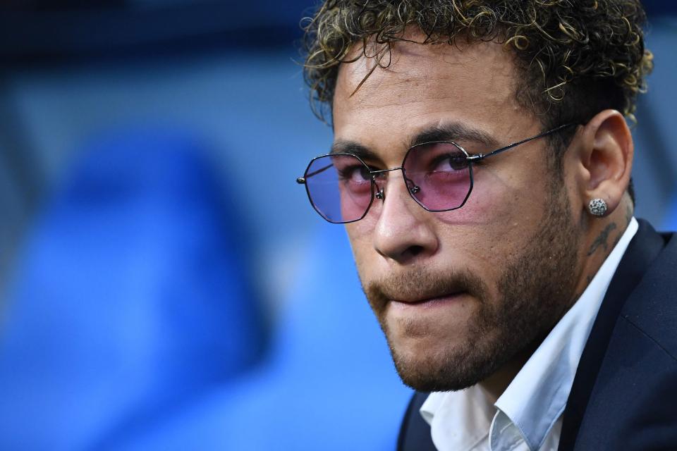 曼联拉什福德进球助球队连胜（拉什福德建功助曼联豪取连胜）