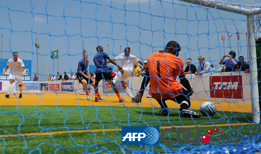 NBA每日最佳：伦纳德41分创个人赛季新高，弗拉格30+准三双（NBA今日看点：伦纳德轰41分创赛季新高，弗拉格30+准三双）