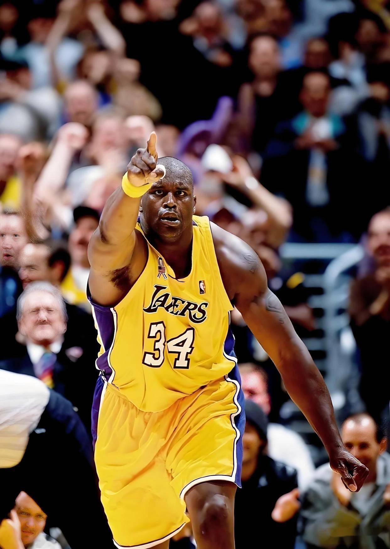 居功至伟！内姆布哈德末节怒砍12分，全场28分12助攻（关键先生！内姆布哈德第四节爆发拿下12分，全场贡献28分12助攻）