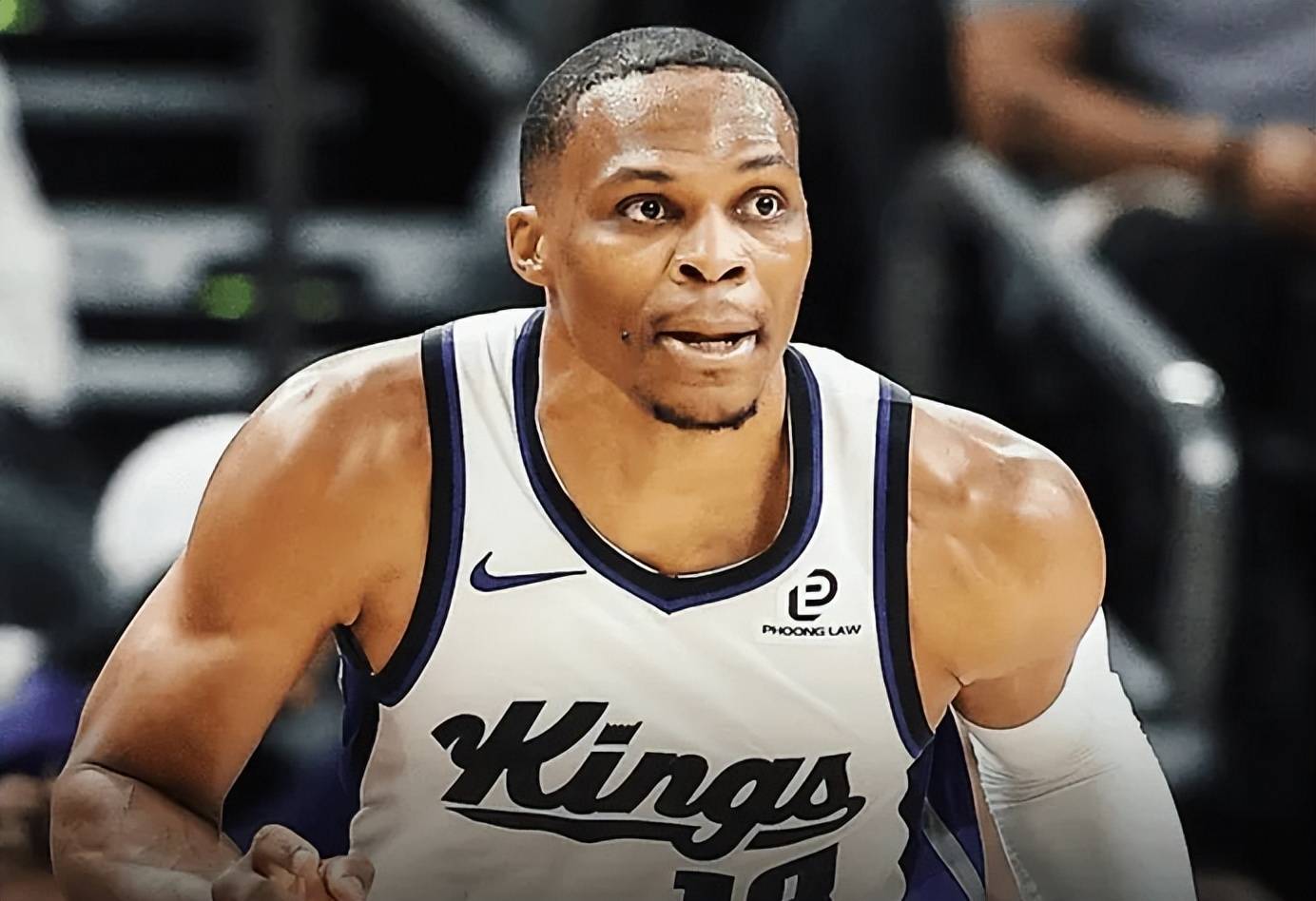 赵松源：想要帮助球队要先适应打法；希望脚下和头球兼备（赵松源：融入打法才能更好助队，力求脚下与头球并重）