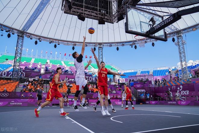 足球报：上海嘉定汇龙将迁至宁波，新赛季目标仍是中甲保级（足球报：上海嘉定汇龙将落户宁波，来季目标依旧是中甲保级）